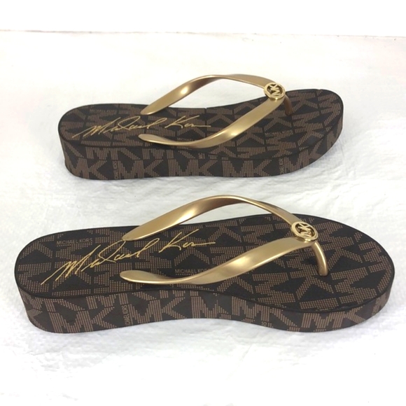 Michael Kors Logo Print Gold Metallic Sandals - Picture 7 of 9